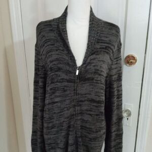 Women's Long Sleeve, Zip Closure, Knit Sweater (Size L/XL) Black & Gray ~ NEW!!!